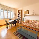 Salita Di Gretta 1 Tirabora Short Rent Apartamento