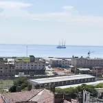 Salita Di Gretta 1 Tirabora Short Rent Apartamento