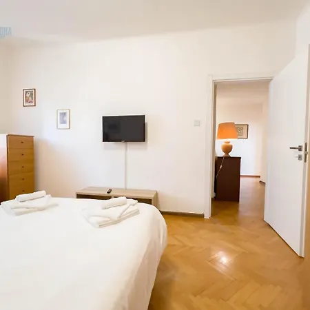 Salita Di Gretta 1 Tirabora Short Rent * Триест