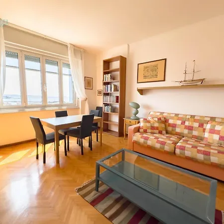 Salita Di Gretta 1 Tirabora Short Rent Appartement