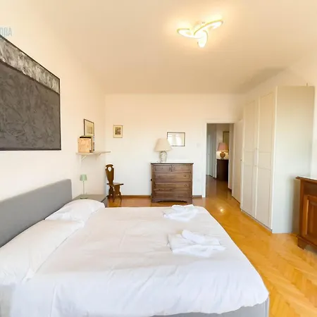 Salita Di Gretta 1 Tirabora Short Rent Appartement