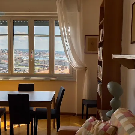 Salita Di Gretta 1 Tirabora Short Rent Триест